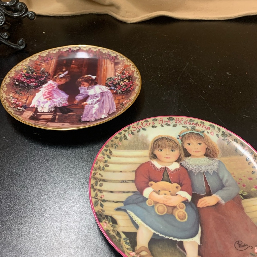 Decorative Collector Plates with Children Design